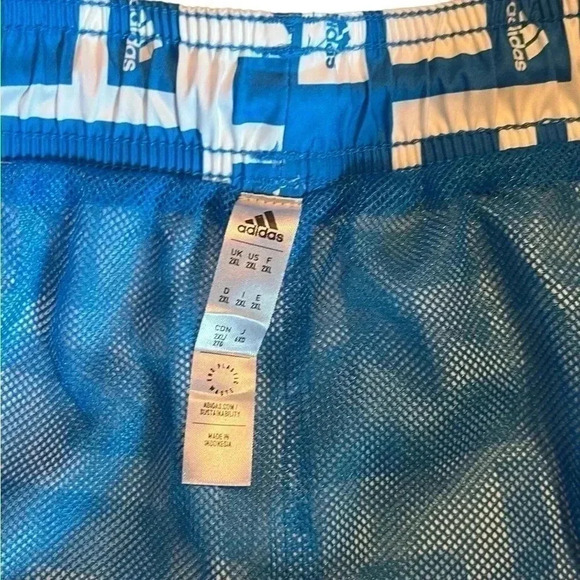 ADIDAS Men's size 2x  Blue and white Swim Trunks Swimming Shorts Mesh Liner - Picture 2 of 4